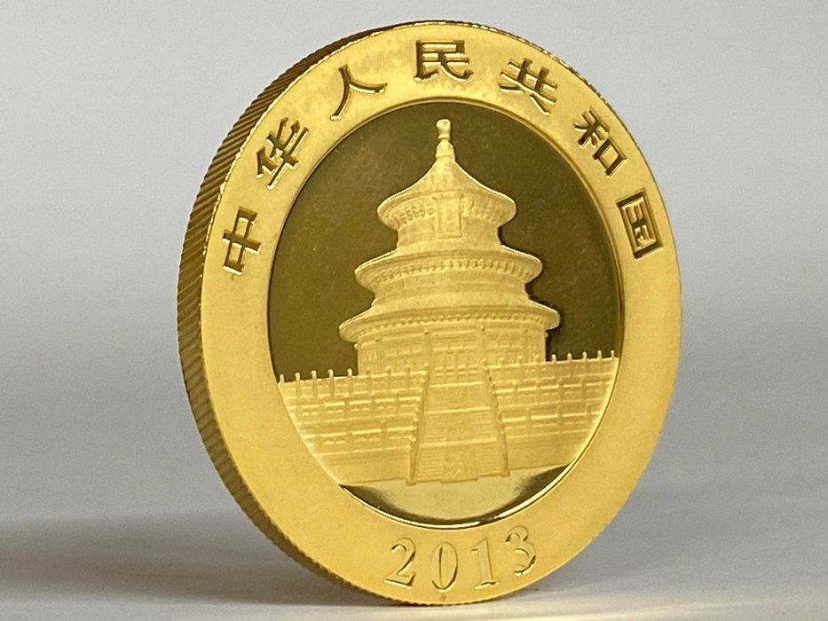 1 унция златна китайска панда от 2013 / Чисто нова