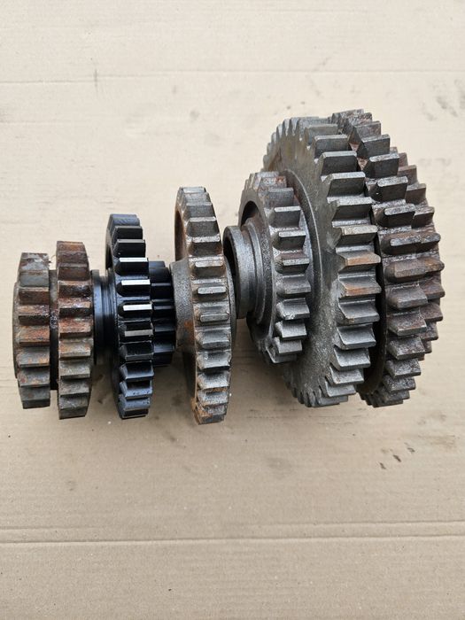 Pinioane roti cutie viteza incalzitor tractor u650 noi romanesti