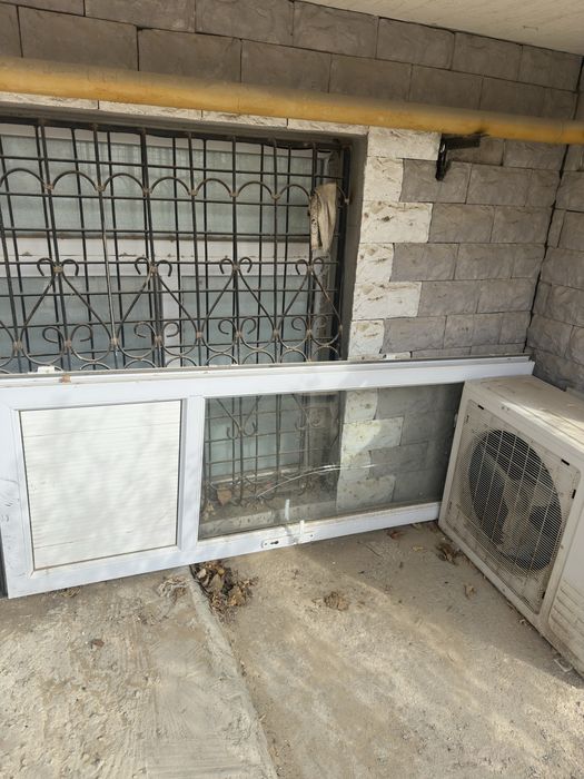 Продаю пластиковая дверь!