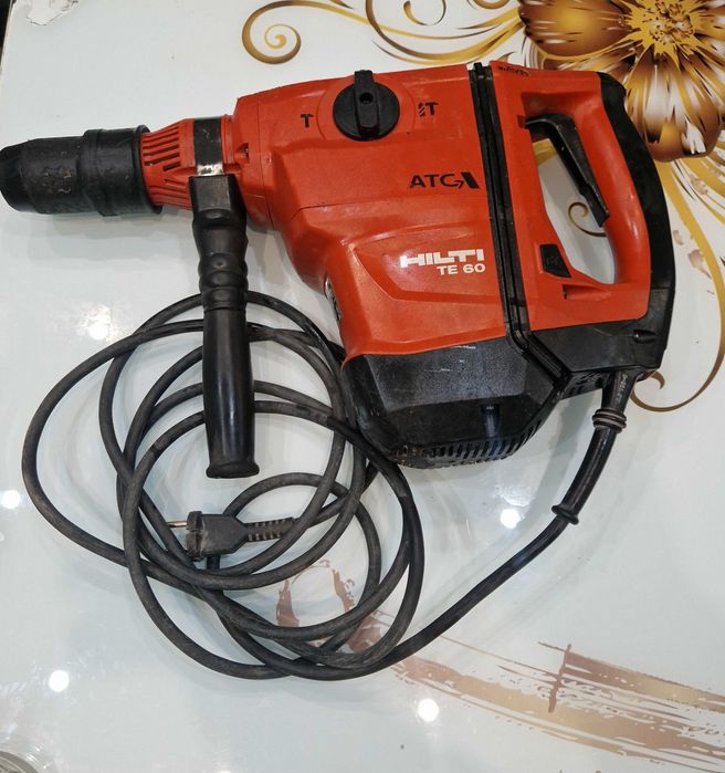 Hilti te 60 atc/avr ударно пробивна машина