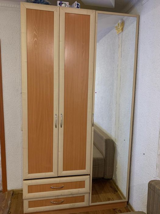 Продам шифоньер за 35.000