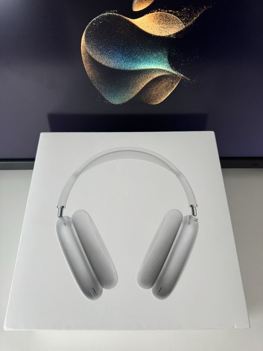 Apple AirPods Max. ca noi, în garanție.