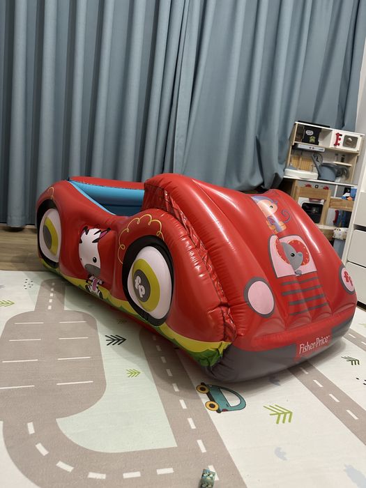 Надуваема кола Fisher price