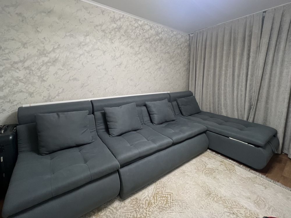 Продам диван в хоршем состоянии