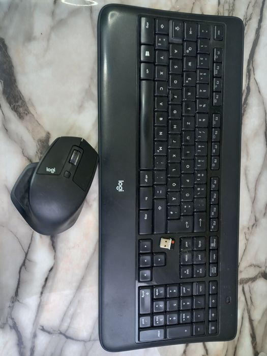 Клавиатура Logitech K800 и Мишка Logitech MX Master 2S