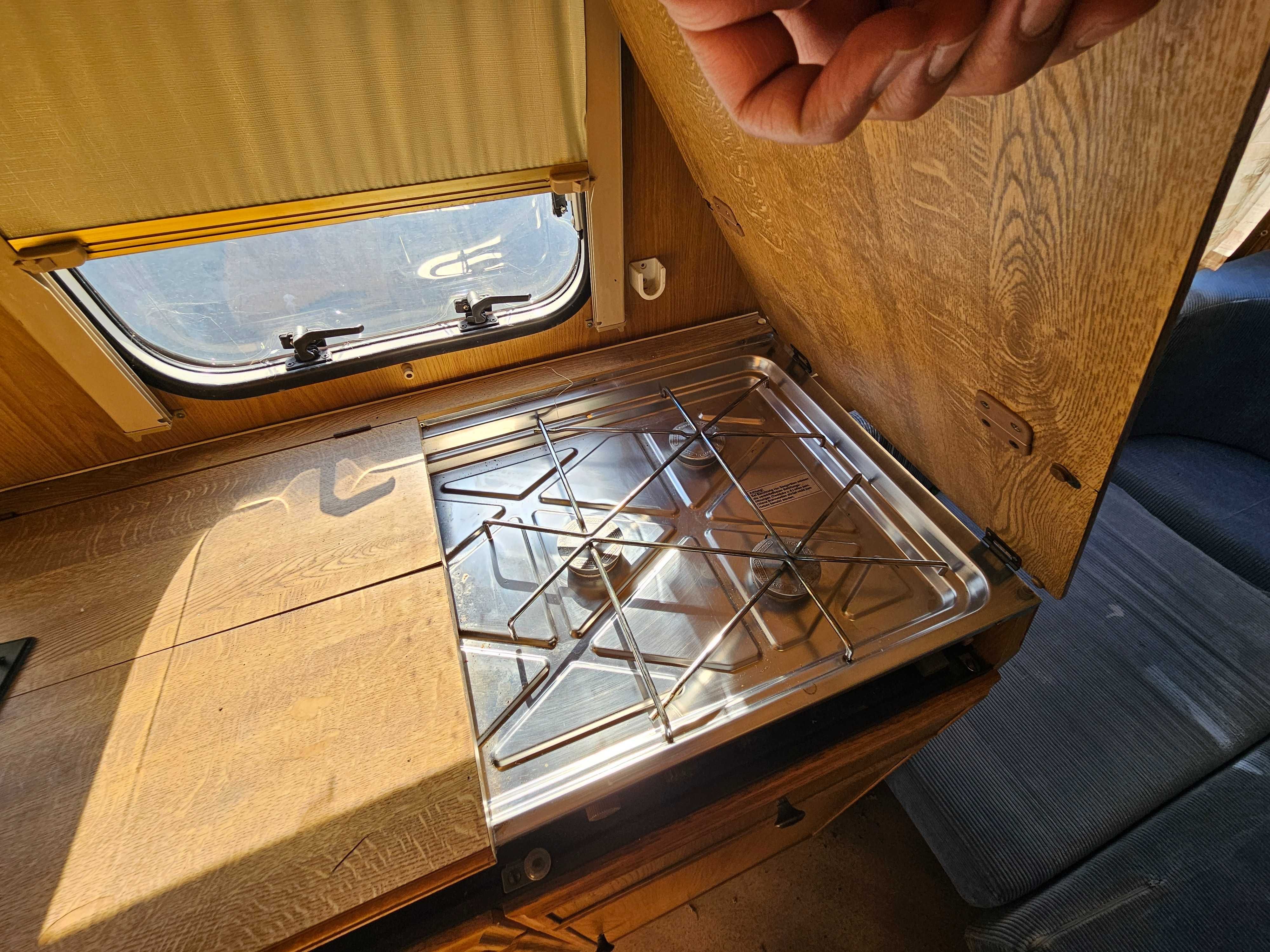 Каравана 4 местна 5900м