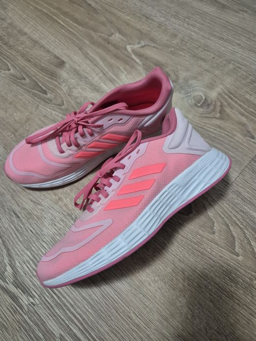 Дамски оригинални маратонки