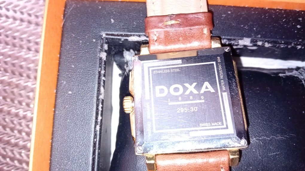 Vând ceas doxa dfgghhhhhhhhhhh