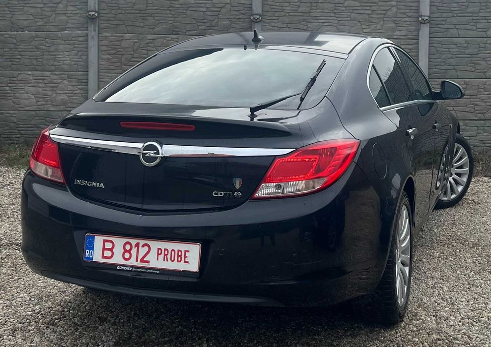 pel Insignia 2.0 CDTI Cosmo 4x4, Rate Avans 0%