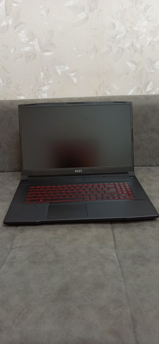 Ноутбук MSI Katana 17.3" i7-12700H 14 ядер RTX 3060 32/1Tb Расрочка