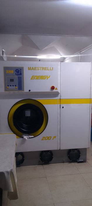 Продажа действующего бизнеса.  Химчистка  в центре города.