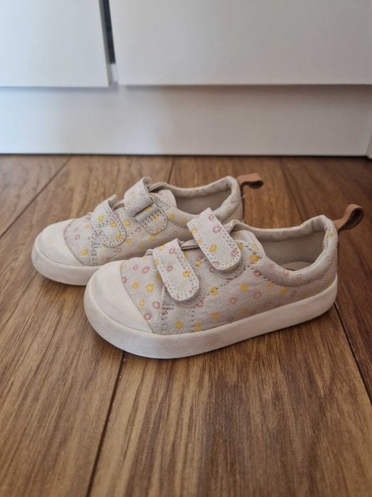 Обувки за момиче Nike, Clarks, Superfit