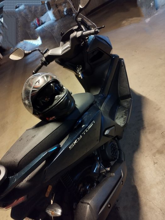 Scuter Kymco Skytown 125 cc