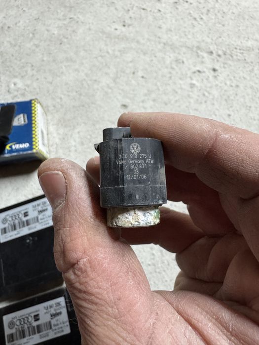 Senzori parcare 3C0 919 275 J si  3C0 919 275 F vw