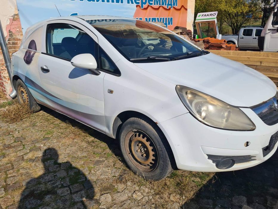 Опел корса Д Opel corsa D 1.3 дизел на части