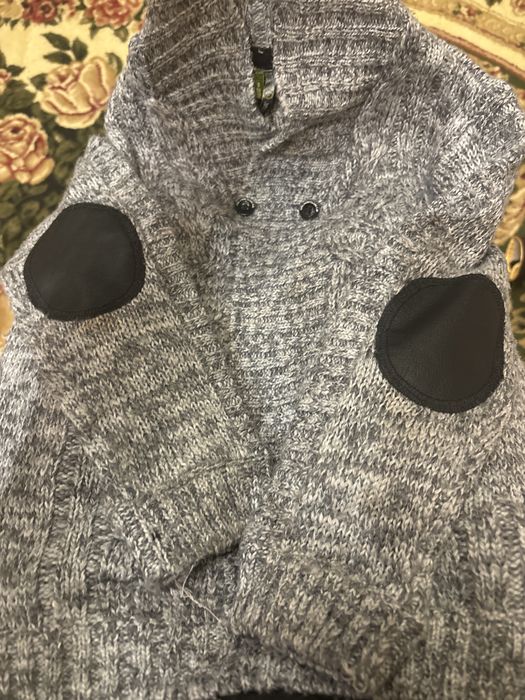 Отдам вещи на мальчикаот 2 -  6 лет