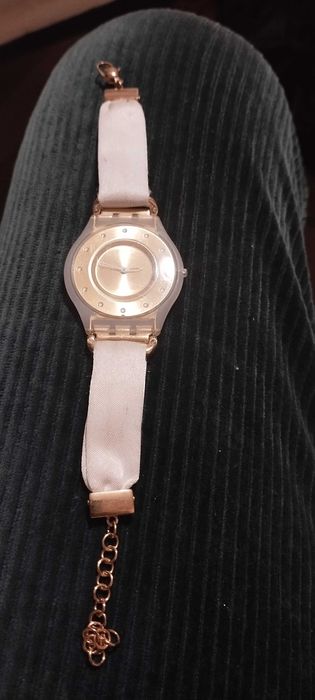 Swatch дамски часовник