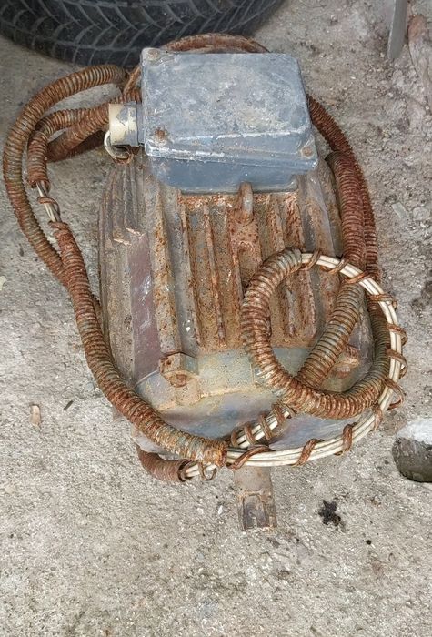 Ел двигател трифазен!