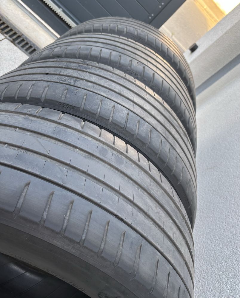 Set 4 anvelope 225 55 r17 vara Michelin Pilot Sport 5