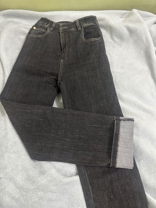 Женские джинсы на высокой посадке