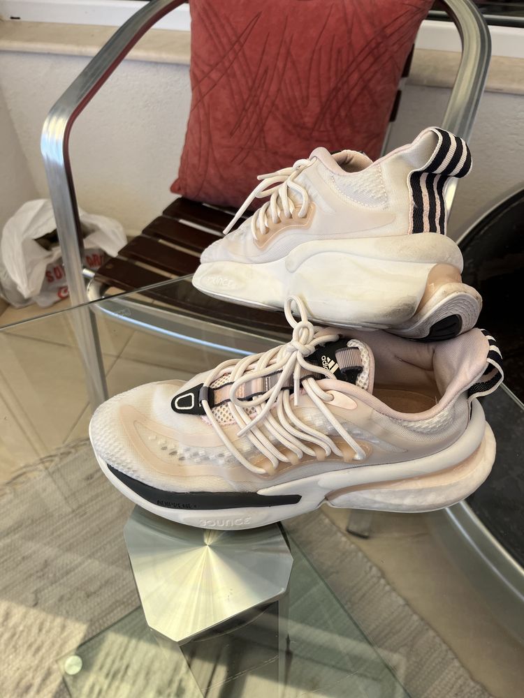 New balance,Adiddas,и италиански оригинални спортни дамски!