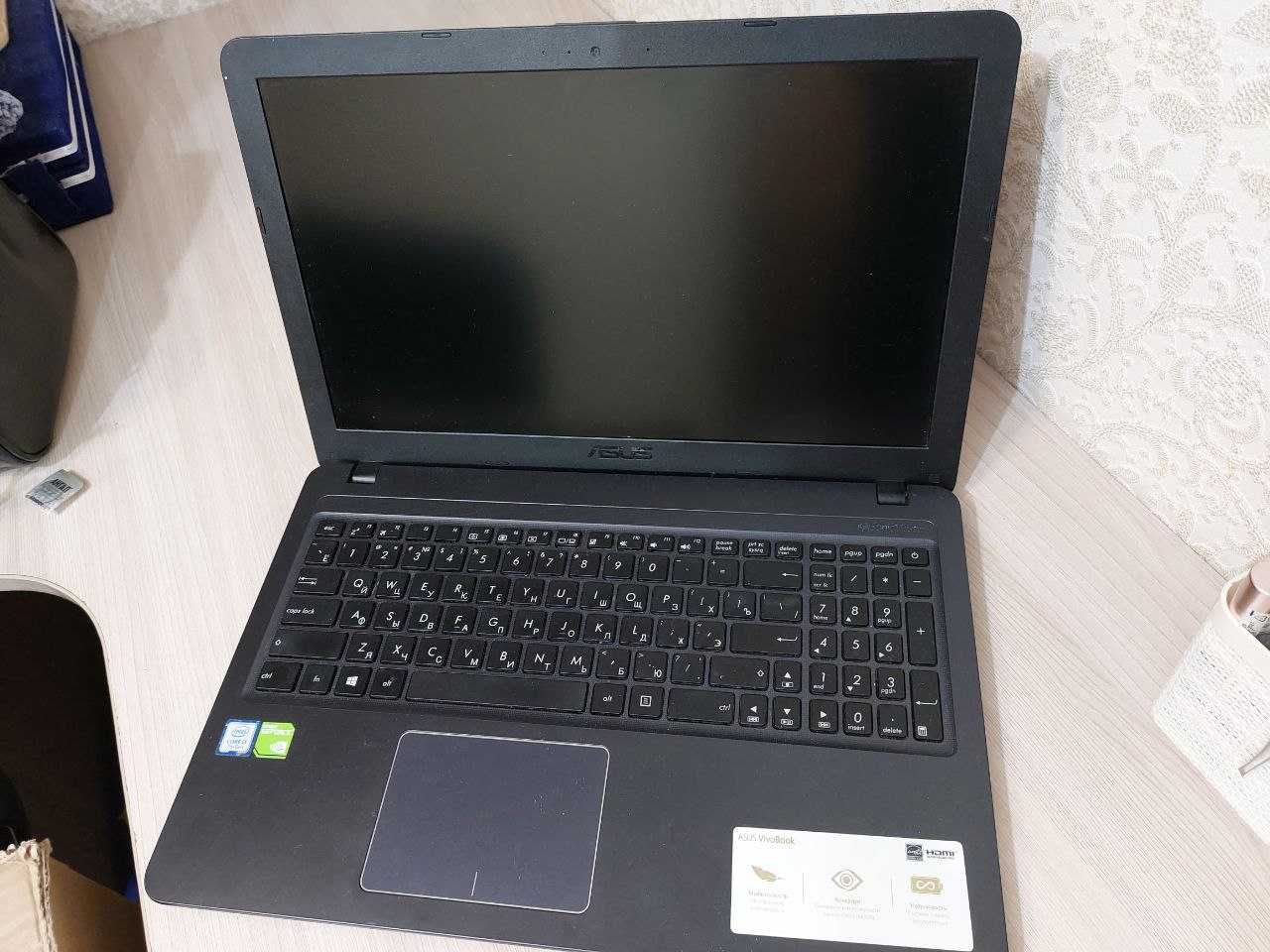 Ноутбук ASUS VivoBook X543UB-DM838T