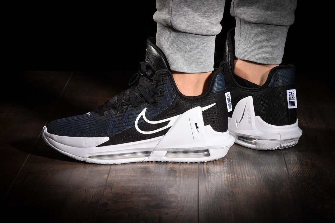 Nike Lebron Witness VI номер 40 код 23A