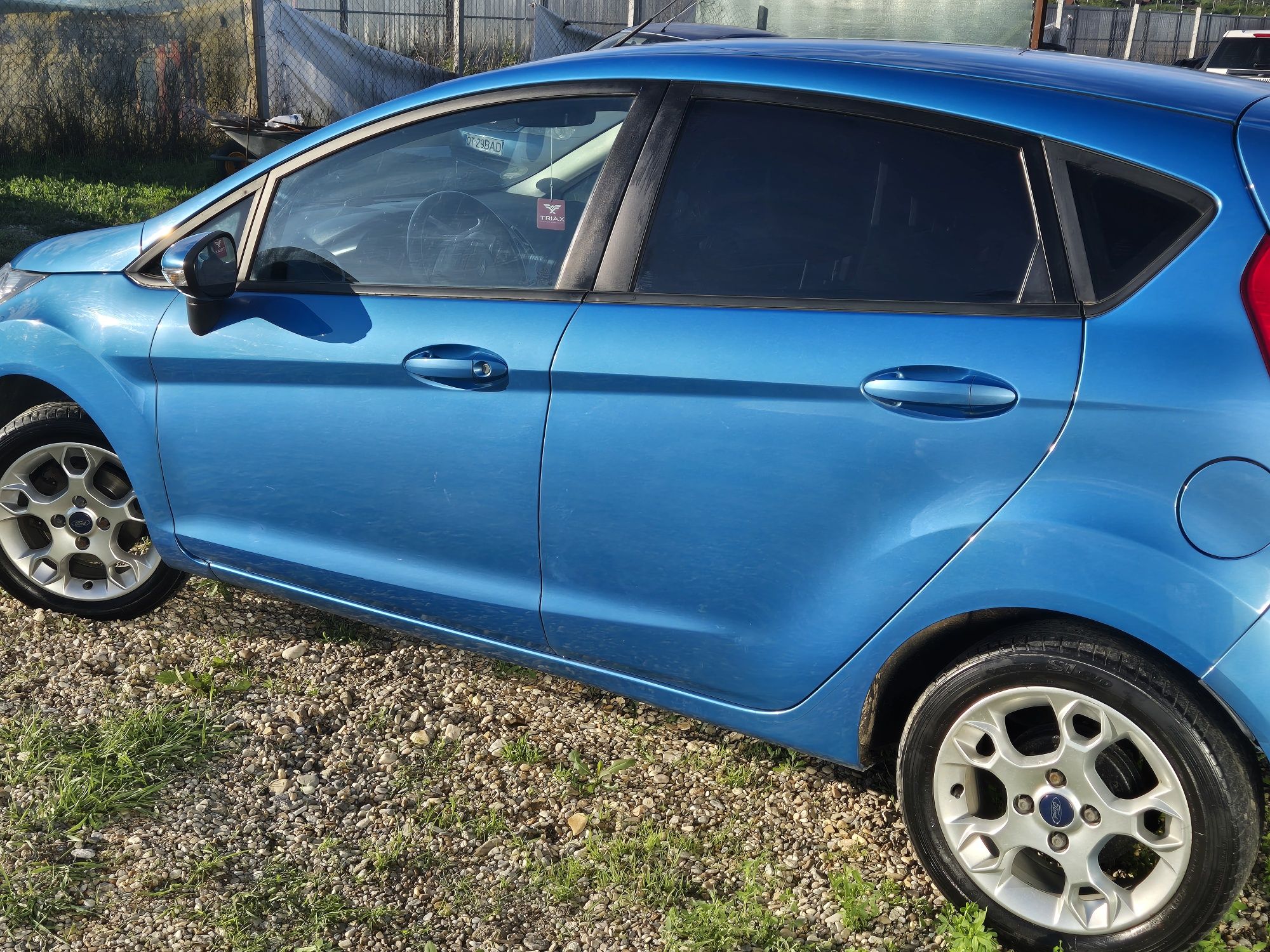 Ford fiesta 1.4 benzina AUTOMAT