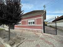Vand casa zona Beliu, judetul Arad