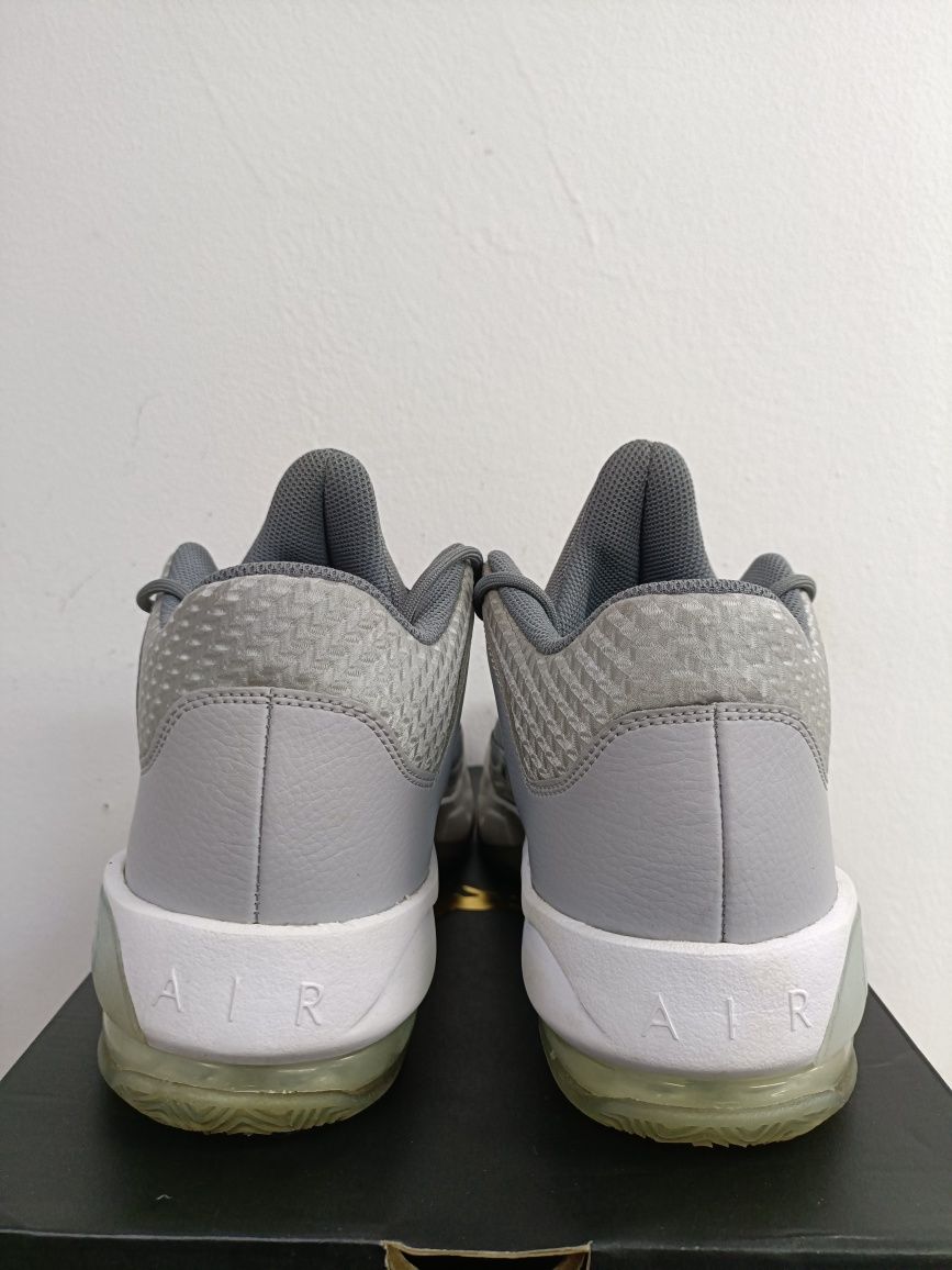 Jordan Max Aura 3 номер 42.5 код 45A