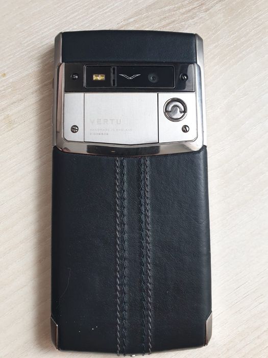 Продат VERTU оригинал
