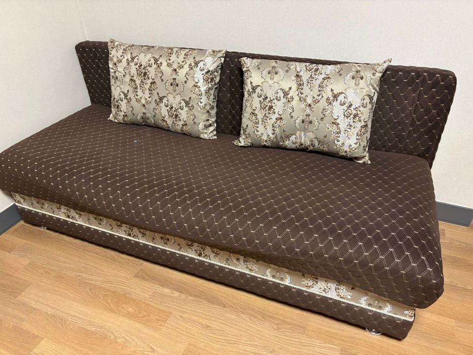 Продам диван, раскладывается