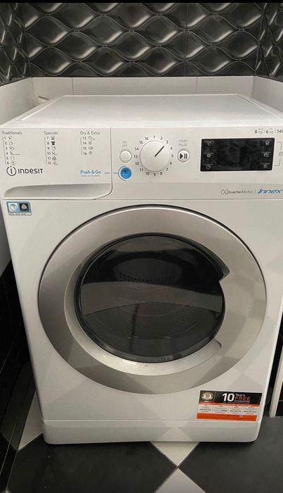 Indesit пералня-сушилня – почти нова