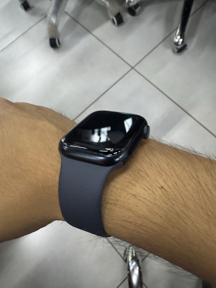 Iwatch 8 45mm.