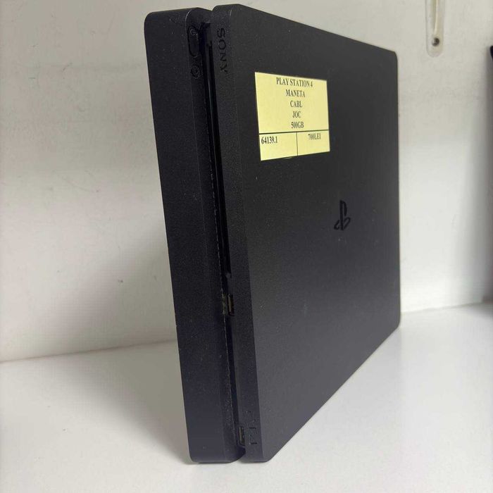 PlayStation 4 (efn) StarAmanet