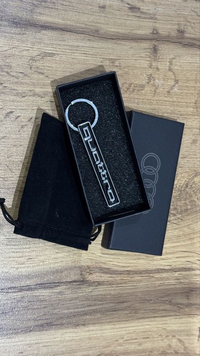 Брелок на автомобиль Audi