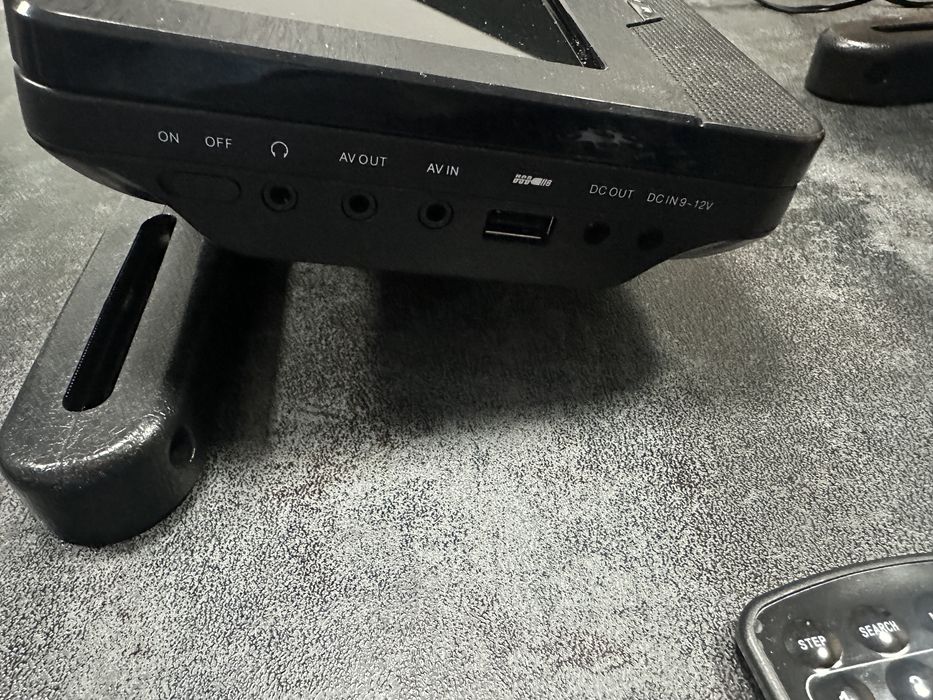 Bush телевизор за кола