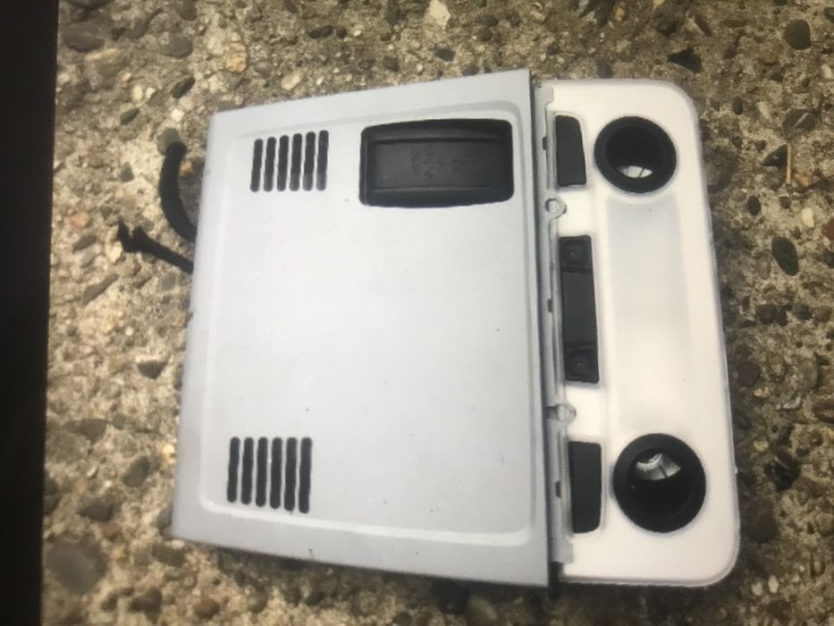 Plafoniera bmw e81. e87 an 2009 LCI.