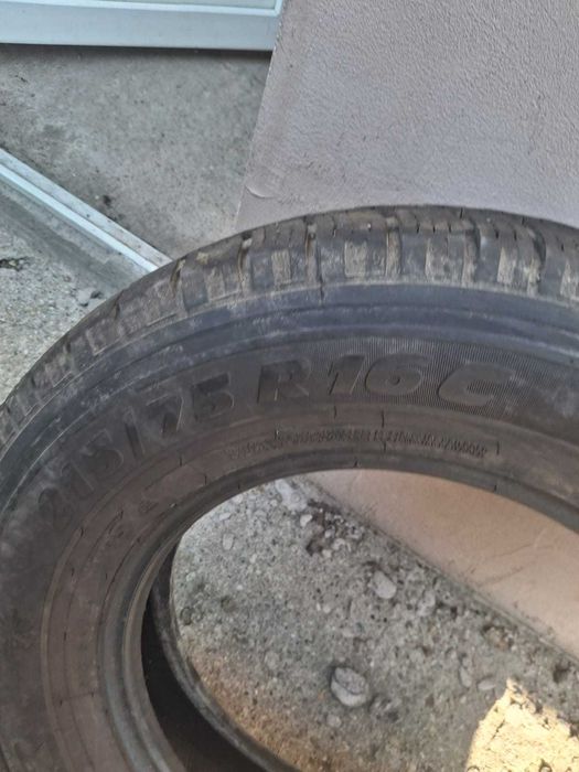 Cauciucuri 215/75 R16C