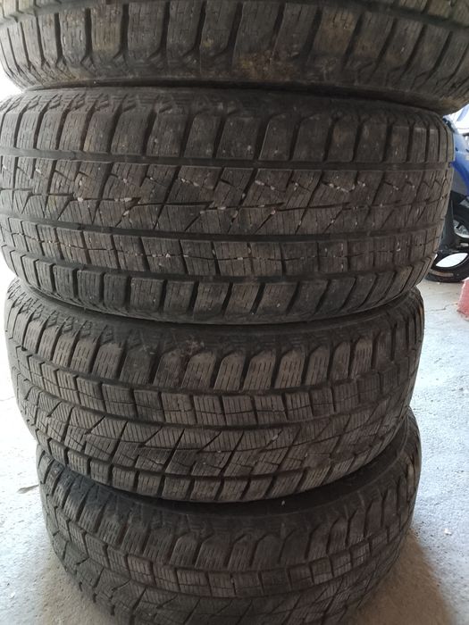 Продал шины на 16
