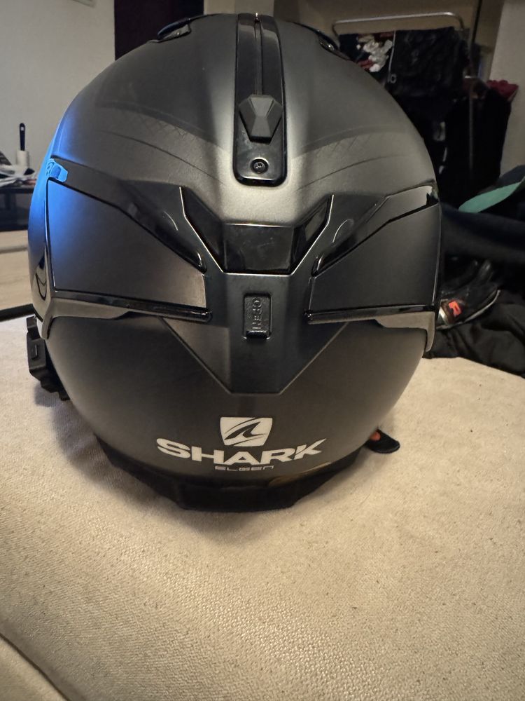 Shark spartan GT като нова.Размер М