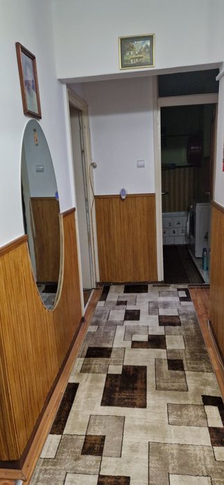 Vand apartament 3 camere Tranaveni