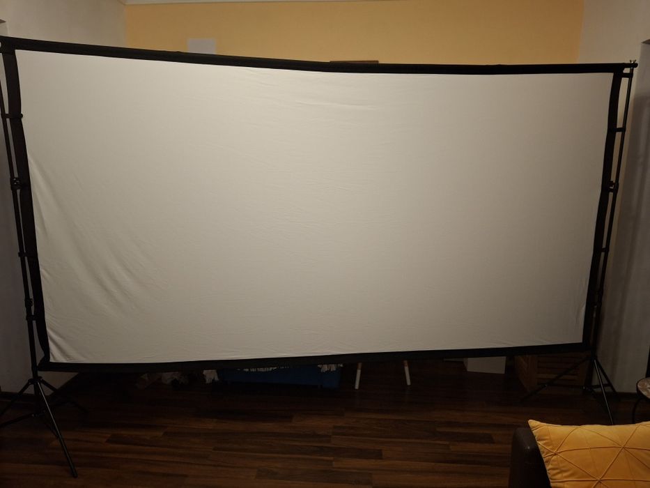 ecran de proiecție de exterior