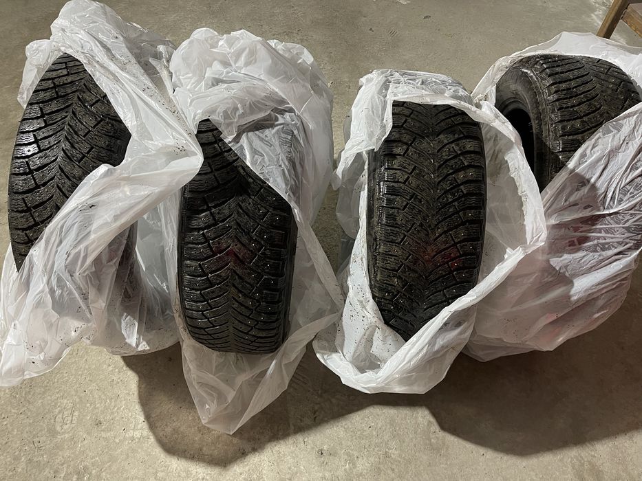 Продам шины michelin зимние