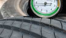Гуми 205 60 16 Бриджистоун  Bridgestone 2 броя. Нов внос. Не са нови!