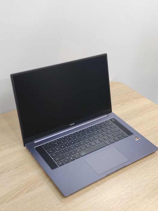 Huawei MateBook D16/Ryzen 5 4600H/16GB DDR4/SSD 512GB/16.1”IPS Full HD