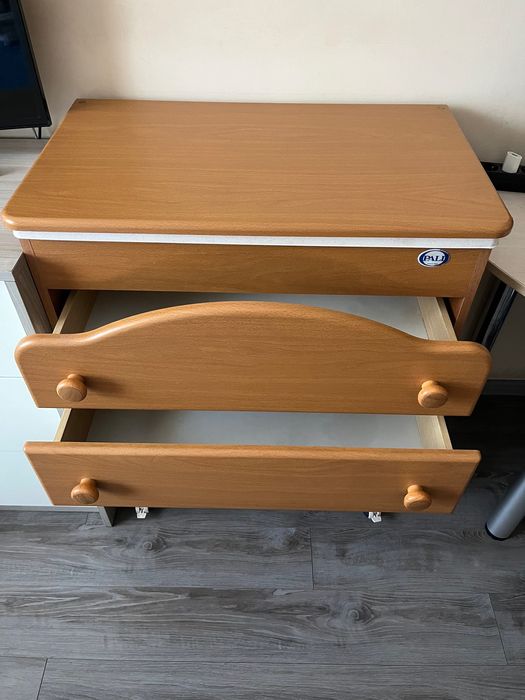 Бебешки скрин с ваничка Pali