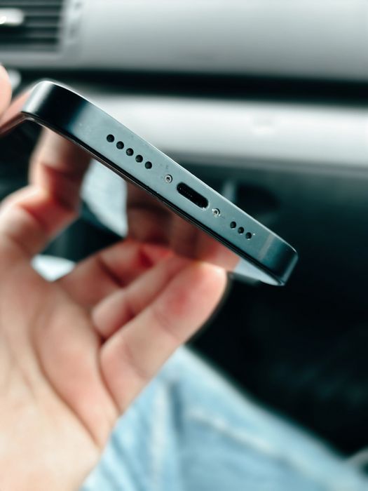 Vând sau Schimb iPhone 14 5G