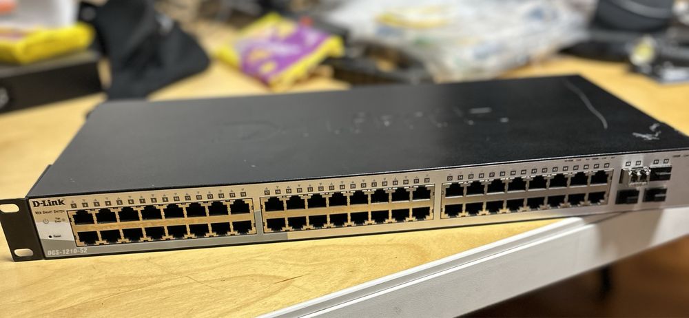 Switch D-Link DGS-1210-52, 48 x 10/100/1000, 4 Combo SFP Gigabit