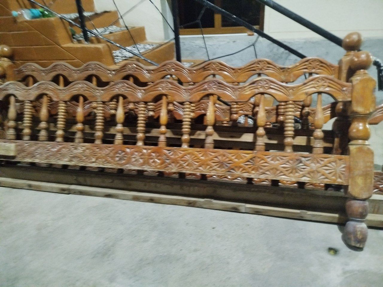 Tapchan karavat sotiladi